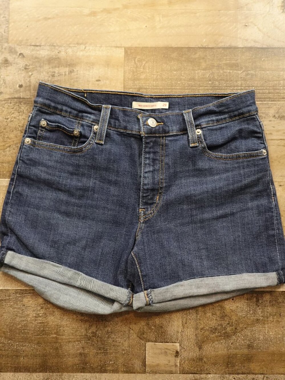 Levi's Mid Length Denim Shorts Women's 29 Dark Wash Blue Cuffed Stretch 4"